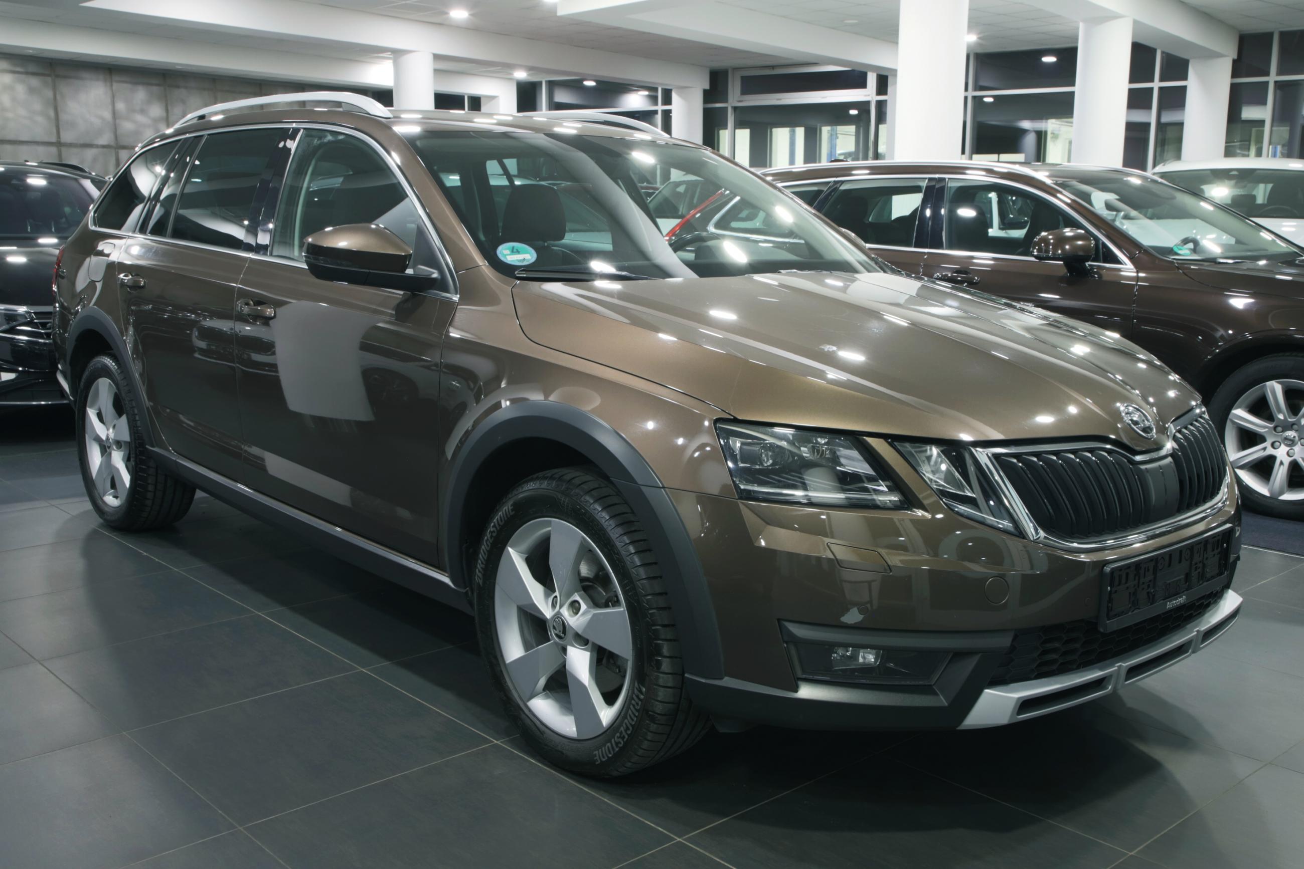 Koda Octavia Combi Tdi Kw X Dsg Scout Alu Facelift