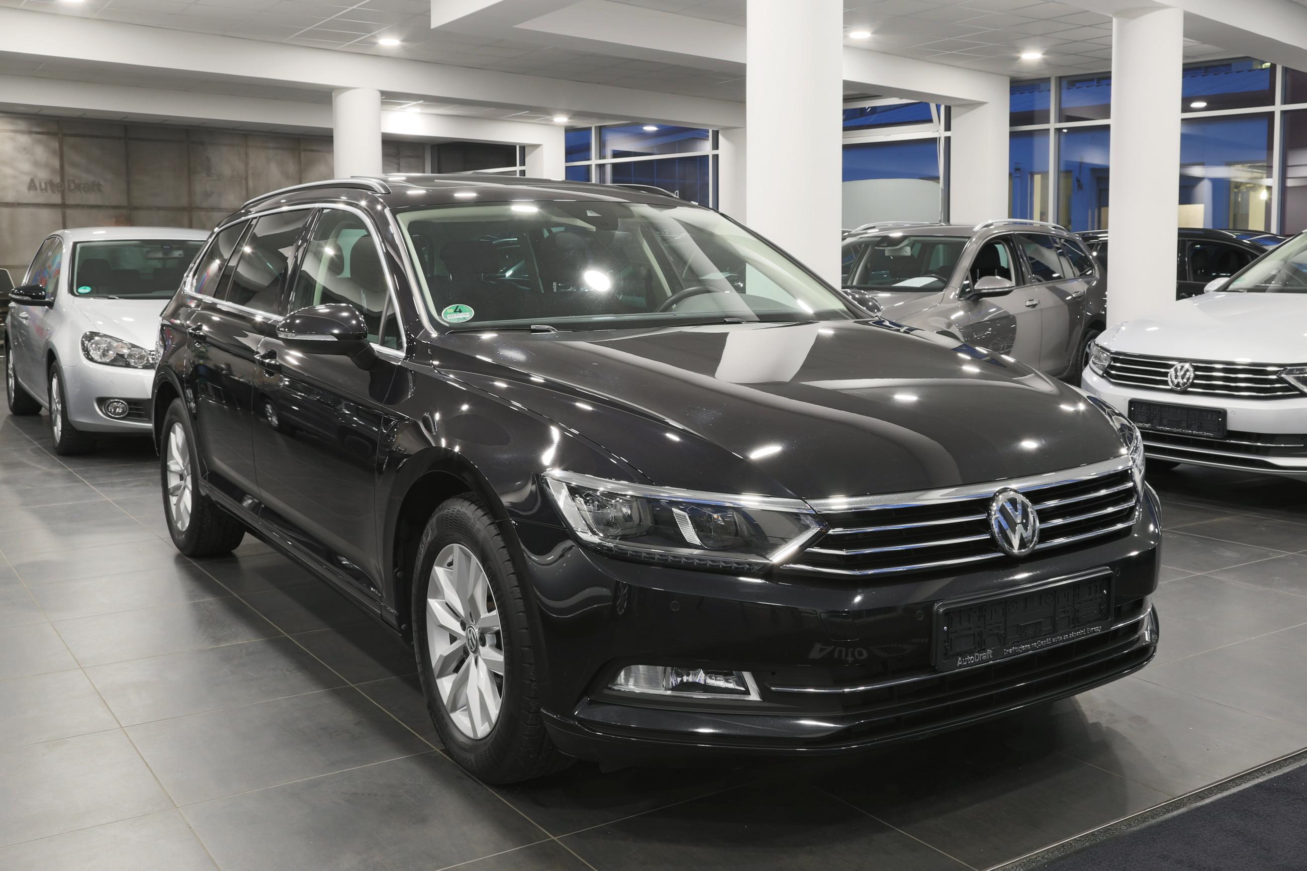 Volkswagen Passat Variant Comfortline Tdi Kw Dsg Autodraft