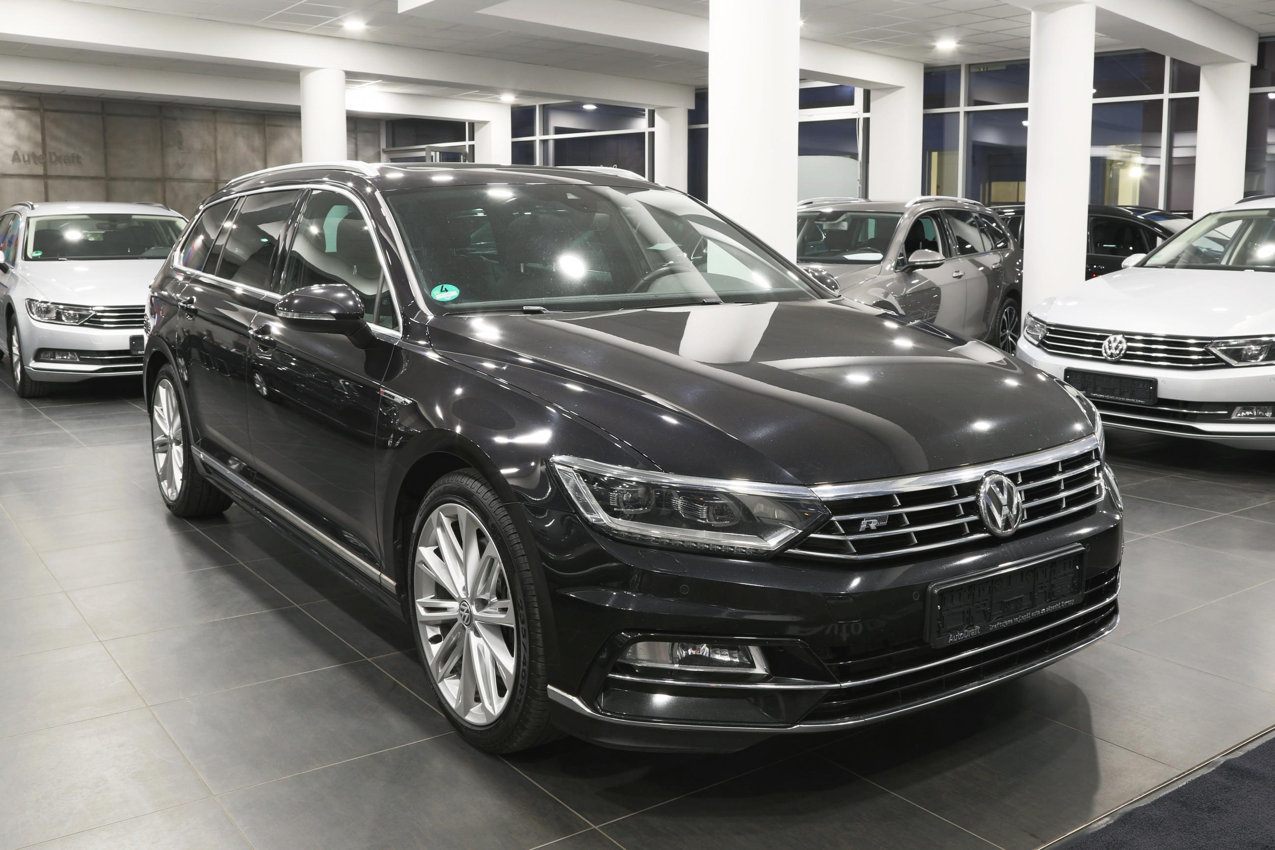 Volkswagen Passat Variant Highline 4Motion 2 0 TDI 176kW DSG R Line