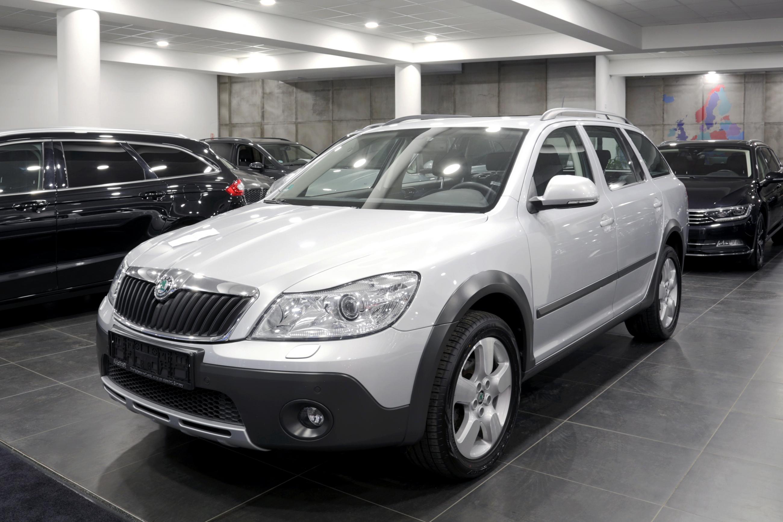 Skoda octavia scout 2012