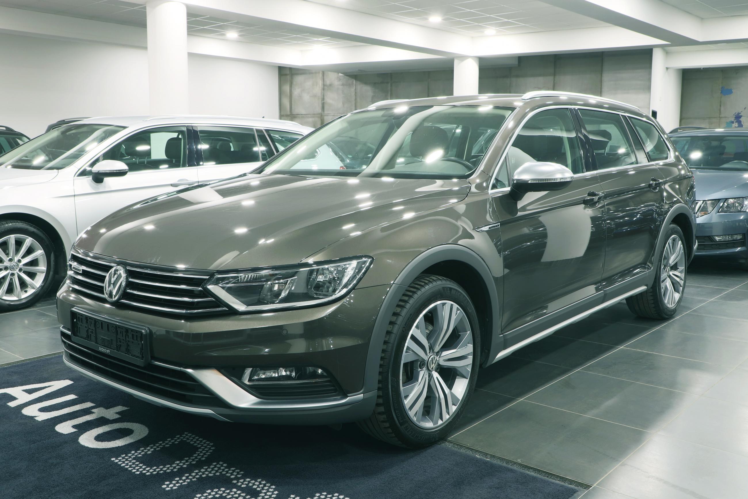 Volkswagen b8 alltrack