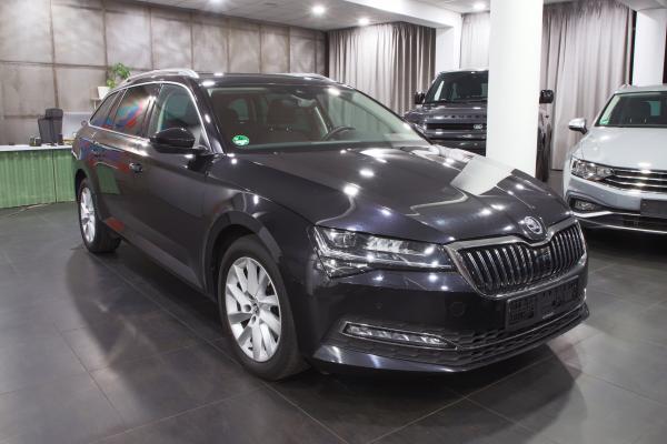 Škoda Superb 3 Combi Style 2.0 TDI 110kW DSG / Facelift 2020 / Virtual cockpit / ALU 17''