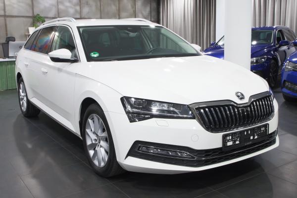 Škoda Superb 3 Combi Style 2.0 TDI 110kW DSG / Facelift 2020 / ALU 17''