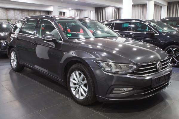 Volkswagen Passat B8 Variant Business 2.0 TDI 110kW DSG / Facelift 2020 / 2x sada ALU 16''