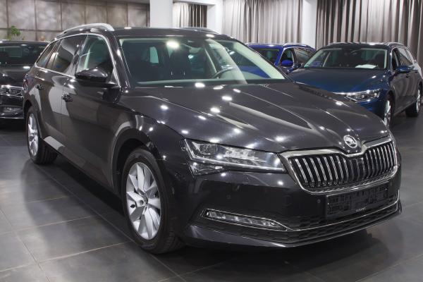 Škoda Superb 3 Combi Style 2.0 TDI 110kW DSG / Facelift 2020 / Matrix Led /ALU 17''