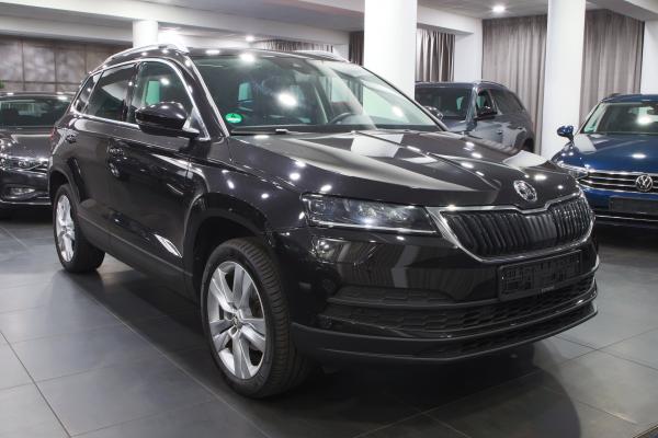 Škoda Karoq Style 1.5 TSI 110kW DSG / Webasto / ALU 18''+ ALU 17''