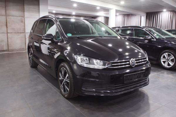 Volkswagen Touran Comfortline 2.0 TDI 110kW DSG / ALU 17''