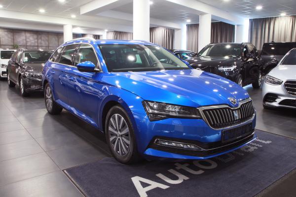 Škoda Superb 3 Combi Style 1.5 TSI 110kW DSG / Facelift 2020 / Virtual cockpit / ALU 17''+ zimní sada