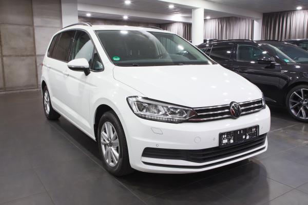 Volkswagen Touran Comfortline 2.0 TDI 110kW DSG / ALU 16''+ zimní sada