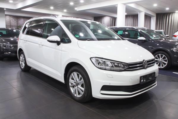 Volkswagen Touran Comfortline 2.0 TDI 110kW DSG / ALU 16''+ zimní sada