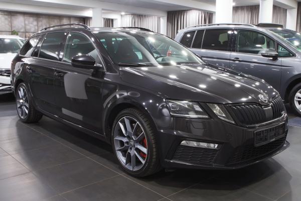 Škoda Octavia 3 Combi RS 2.0 TSI 180kW DSG / ALU 18''+ ALU 17''