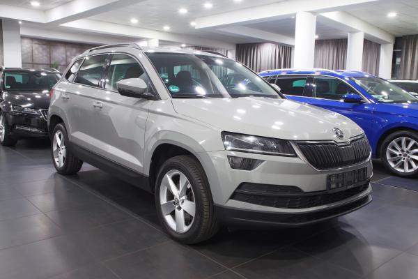 Škoda Karoq 2.0 TDI 140kW 4x4 DSG / Webasto / Virtual ccokpit / 2x sada ALU 17''