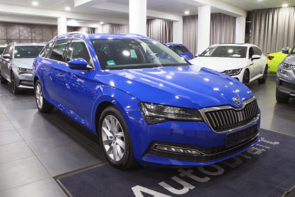 Škoda Superb 3 Combi Style 2.0 TDI 140kW DSG / Facelift 2020 / Matrix Led / ALU 17''