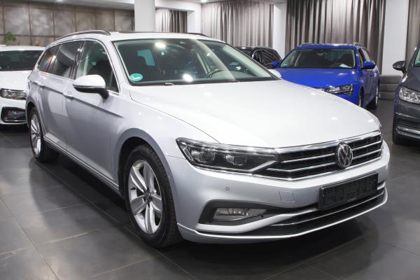 Volkswagen Passat B8 Variant Business 2.0 TDI 110kW DSG / Facelift 2020 / Webasto / Matrix Led / Virtual Cockpit / ALU 17''+ zimní sada