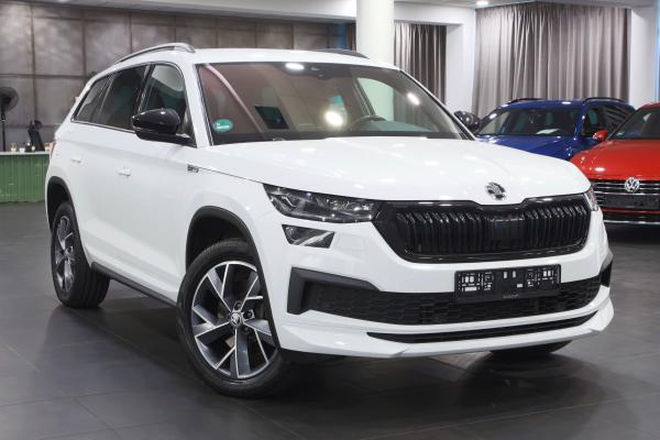 Škoda Kodiaq 2.0 TDI 147kW 4x4 DSG Sportline / Facelift 2022 / Virtual cockpit / ALU 19''