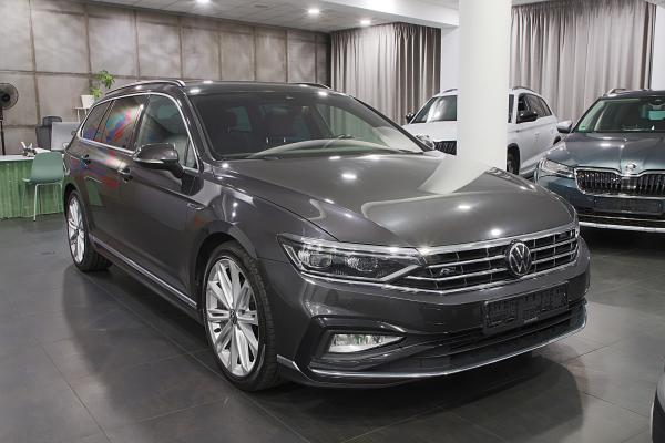 Volkswagen Passat B8 Variant Business 2.0 TDI 110kW DSG R-Line / Facelift 2020 / Matrix Led / Virtual Cockpit / ALU 19''