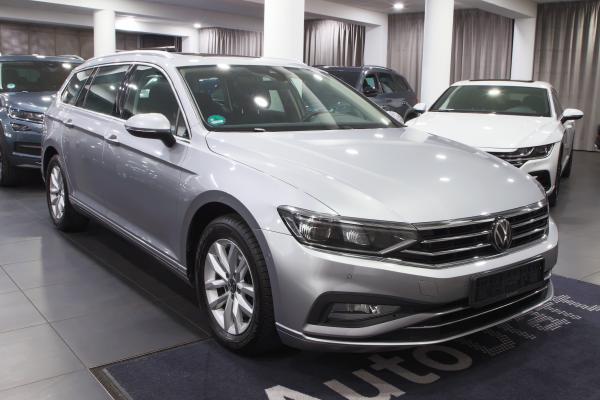 Volkswagen Passat B8 Variant Business 2.0 TDI 110kW DSG / Facelift 2020 / Matrix Led / Virtual cockpit / ALU 16''+ zimní sada