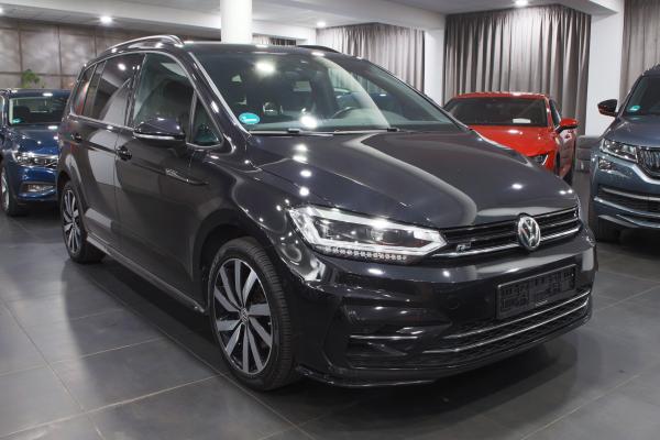 Volkswagen Touran Highline 2.0 TDI 110kW DSG R-Line / ALU 18''