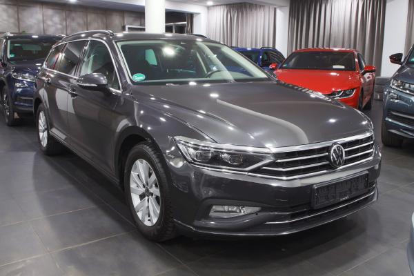 Volkswagen Passat B8 Variant Business 2.0 TDI 110kW DSG / Facelift 2020 / Matrix Led / ALU