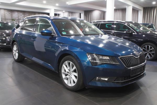 Škoda Superb 3 Combi Style 2.0 TDI 140kW DSG / ALU 17''