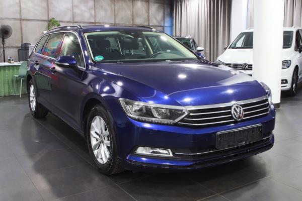 Volkswagen Passat B8 Variant Comfortline 2.0 TDI 110kW DSG / ALU 16''+ zimní sada