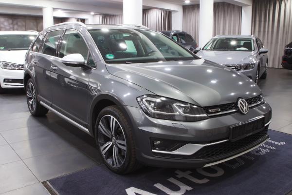 Volkswagen Golf 7 Variant 4Motion 2.0 TDI 135kW 4x4 DSG Alltrack / Virtual Cockpit / ALU 18''