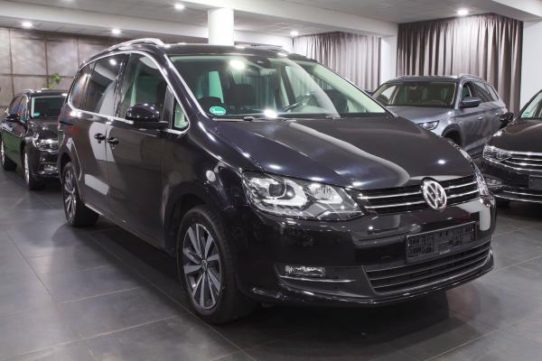 Volkswagen Sharan Highline 2.0 TDI 110kW DSG / ALU 17''