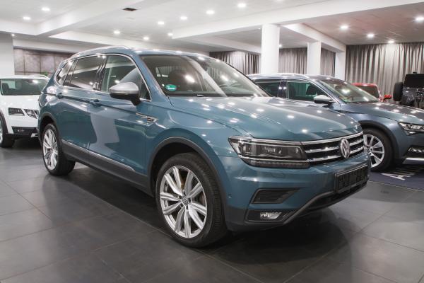 Volkswagen Tiguan Allspace Highline 4Motion 2.0 TDI 147kW 4x4 DSG / Virtual Cockpit / ALU 20''+ ALU 19''