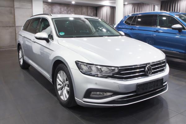 Volkswagen Passat B8 Variant Business 2.0 TDI 110kW DSG / Facelift 2020 / ALU 16''+ zimní sada