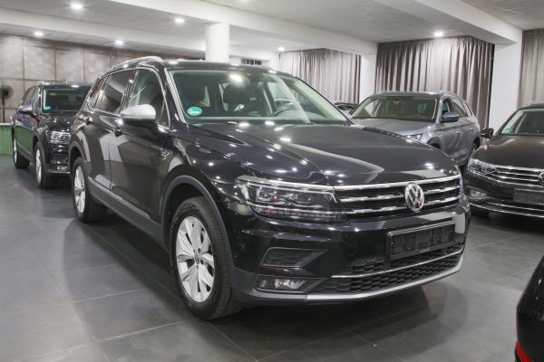 Volkswagen Tiguan Allspace Highline 4Motion 2.0 TDI 110kW 4x4 DSG / ALU 18''