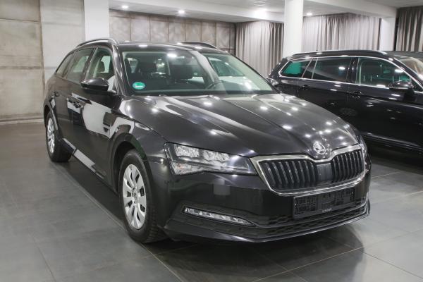 Škoda Superb 3 Combi 2.0 TDI 110kW DSG / Facelift 2020 / + zimní sada