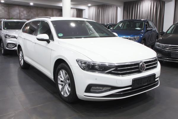 Volkswagen Passat B8 Variant Business 2.0 TDI 110kW DSG / Facelift 2020 / Matrix Led / Webasto / Virtual cockpit / ALU 16''