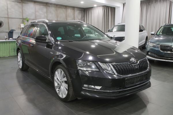 Škoda Octavia 3 Combi 1.5 TSI 110kW DSG Laurin & Klement / Webasto / Virtual Cockpit / ALU 18''