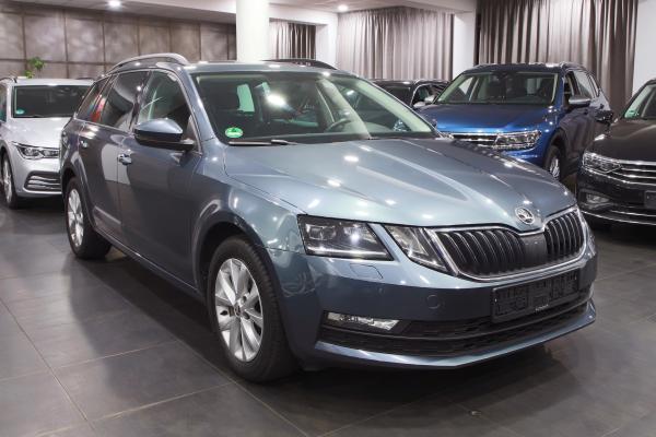 Škoda Octavia 3 Combi 2.0 TDI 110kW DSG / Webasto / ALU 16''+ zimní sada