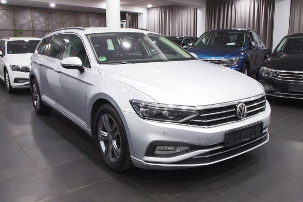 Volkswagen Passat B8 Variant Business 2.0 TDI 110kW DSG / Facelift 2020 / Matrix Led / Virtual cockpit / 2x sada ALU 17''