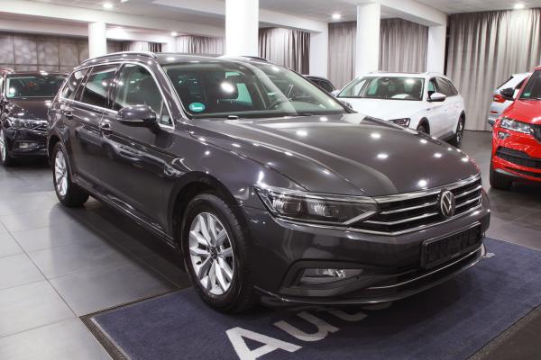 Volkswagen Passat B8 Variant Business 2.0 TDI 110kW DSG / Facelift 2020 / Matrix Led / Webasto / Virtual Cockpit / ALU 16''+ zimní sada