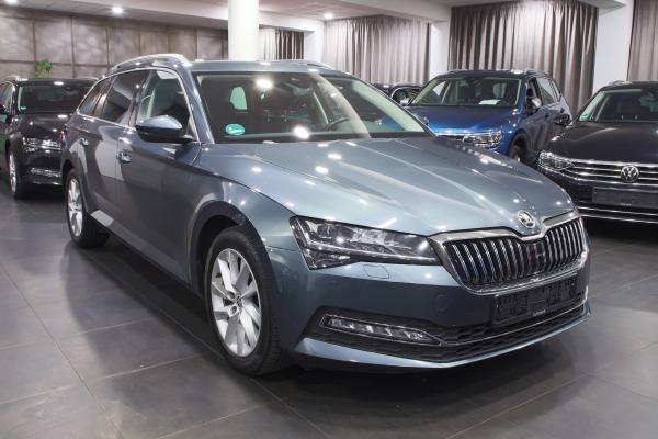 Škoda Superb 3 Combi Style 2.0 TDI 140kW DSG / Facelift 2020 / Matrix Led / Webasto / 2x sada ALU 17''