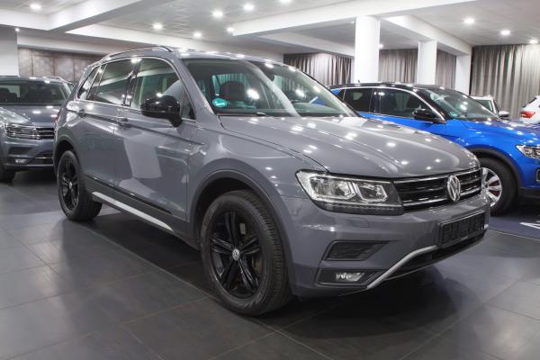 Volkswagen Tiguan Comfortline 4Motion 2.0 TSI 140kW 4x4 DSG / Virtual cockpit / ALU 18'' + zimní sada