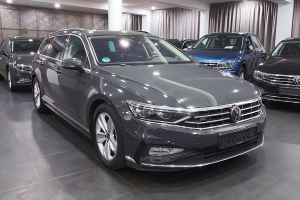 Volkswagen Passat B8 Variant Business 2.0 TSI 140kW DSG R-Line / Facelift 2020 / Matrix Led / Virtual cockpit / ALU 17''+ zimní sada