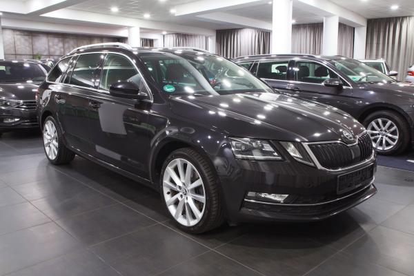 Škoda Octavia 3 Combi Style Premium Edition 2.0 TDI 110kW DSG / Webasto / Virtual cockpit / ALU 18''