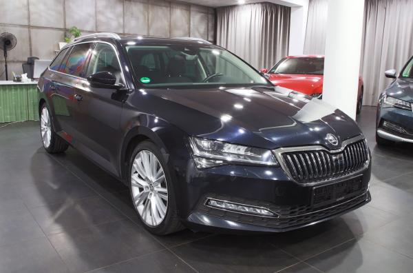 Škoda Superb 3 Combi Style 2.0 TDI 140kW DSG / Facelift 2020 / Matrix Led / ALU 19''