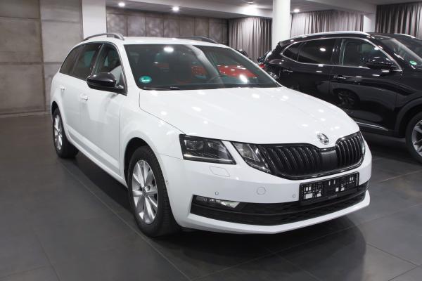 Škoda Octavia 3 Combi Style 2.0 TDI 110kW DSG / ALU