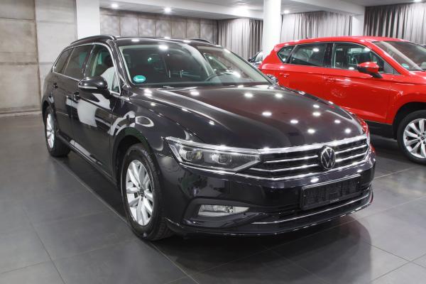 Volkswagen Passat B8 Variant Business 2.0 TDI 110kW DSG / Facelift 2020 / Matrix Led / Virtual Cockpit / 2x sada ALU 16''