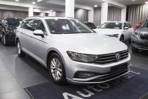 Volkswagen Passat B8 Variant Business 2.0 TDI 110kW DSG / Facelift 2020 / ALU 16''+ zimní sada