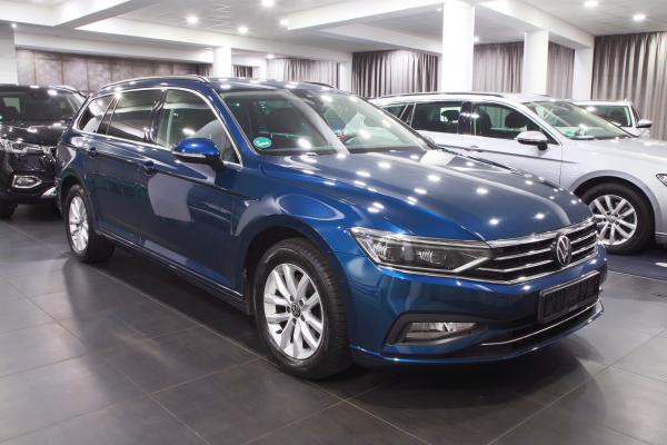 Volkswagen Passat B8 Variant Business 2.0 TDI 110kW DSG / Facelift 2020 / Matrix Led / Virtual Cockpit / ALU 16''+ zimní sada