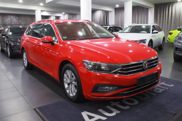 Volkswagen Passat B8 Variant Business 2.0 TDI 110kW DSG / Facelift 2020 / Matrix Led / Virtual Cockpit / ALU 16'' + zimní sada