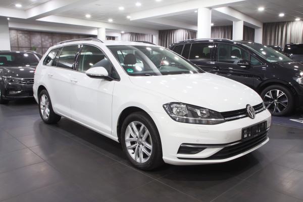 Volkswagen Golf 7 Variant Comfortline 1.6 TDI 85kW / ALU 16''