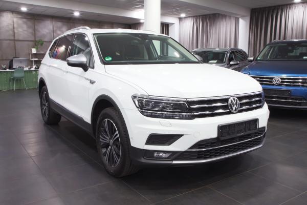 Volkswagen Tiguan Allspace Highline 4Motion 2.0 TDI 147kW 4x4 DSG / Virtual Cockpit / ALU 18''+ zimní sada