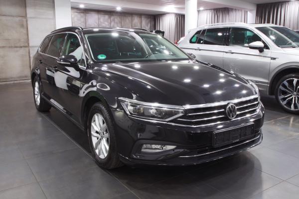 Volkswagen Passat B8 Variant Business 2.0 TDI 110kW DSG / Facelift 2020 / Matrix Led / ALU 16''