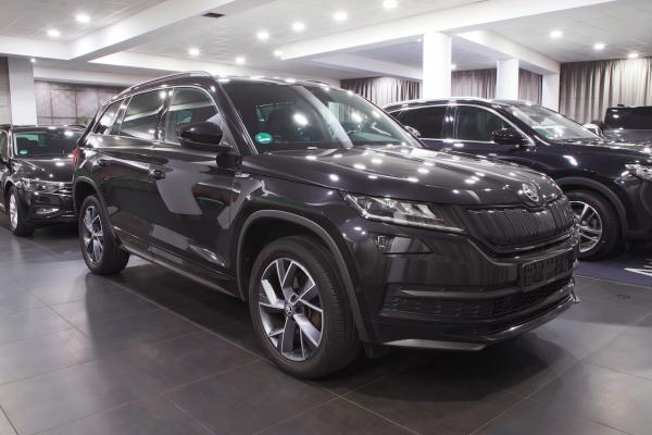 Škoda Kodiaq 2.0 TDI 110kW 4x4 DSG Sportline / Webasto / Virtual cockpit / ALU 19''